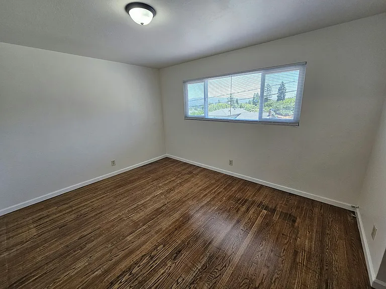 3152 Huntington Ct — Photo 25