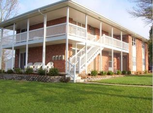 2553 S Linden Ave, Springfield, MO 65804