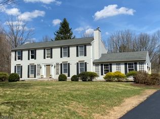 250 Naughright Rd, Long Valley, NJ 07853