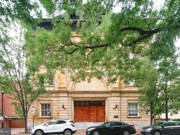 810 Locust St APT 205, Philadelphia, PA 19107