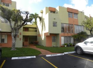 9390 W Flagler St APT 212F, Miami, FL 33174