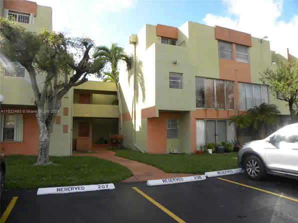9390 W Flagler St APT 212F, Miami, FL 33174