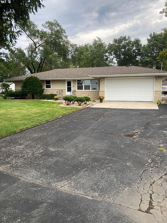 8533 Sheffield Ave - Property Image