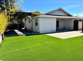 987 Kenmore Ln, Santa Rosa, CA 95407