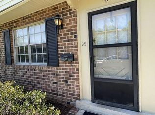 1002 Willow Dr, Chapel Hill, NC 27514