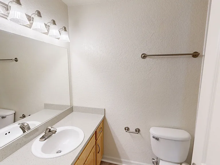 The Breyley Apartments — Photo 92