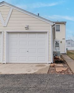 523 Meadow Green Ln, Round Lake Beach, IL, 60073