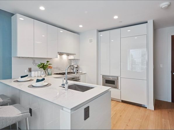 133 Seaport Blvd #1801