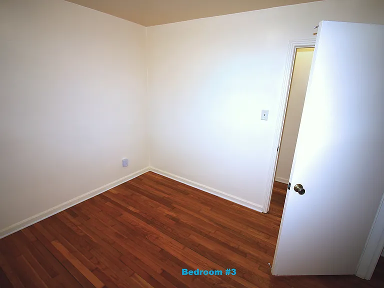 1090 Meridian Ct — Photo 24