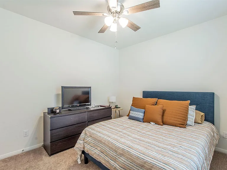 298 Shiro Dr — Photo 19