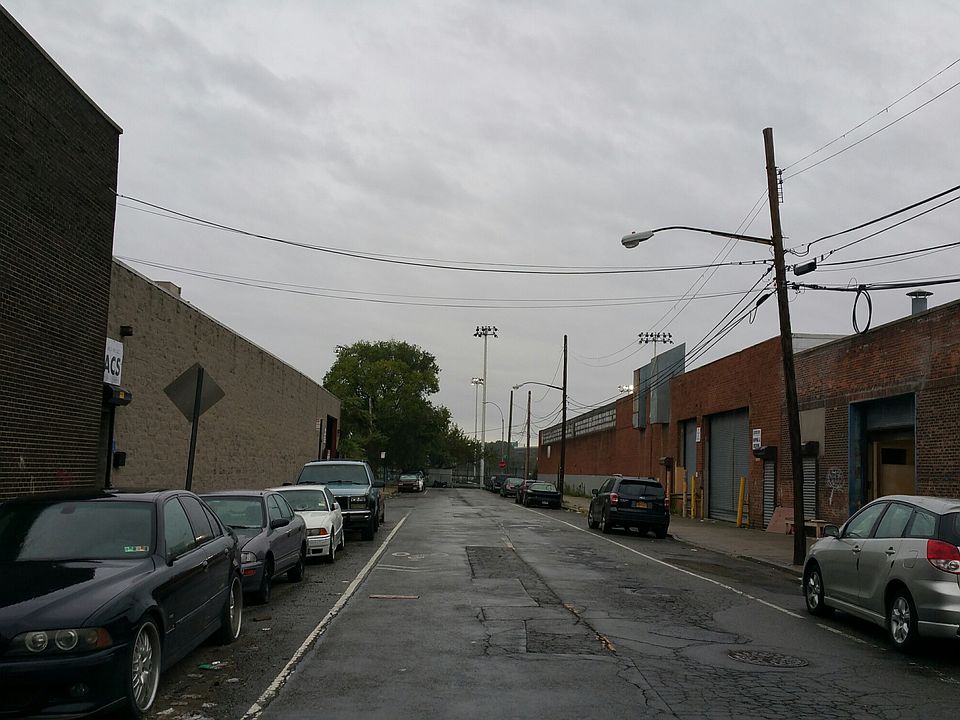 2nd image of 2639 1st St
