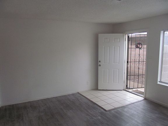 2nd image of 4000 Calle Mirador