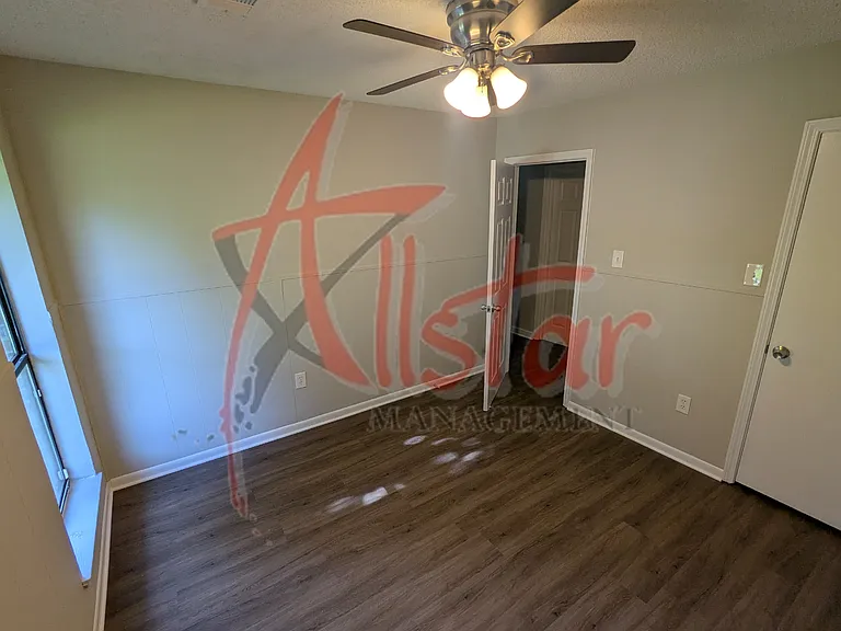 7354 Northbrook Dr — Photo 10