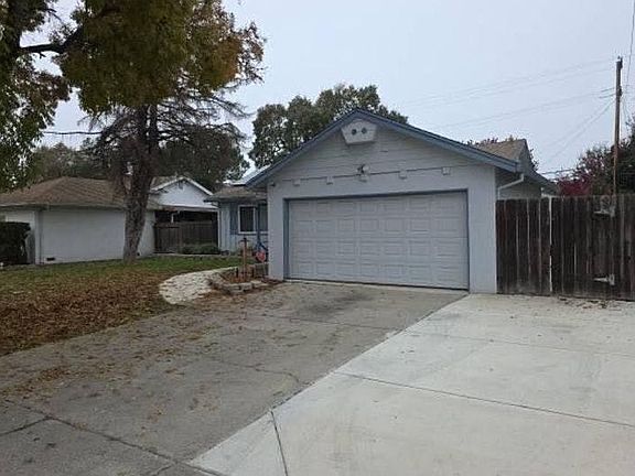 2nd image of 311 W Norwich Dr