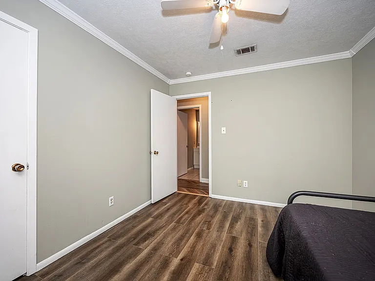 5836 Slater Cir — Photo 28