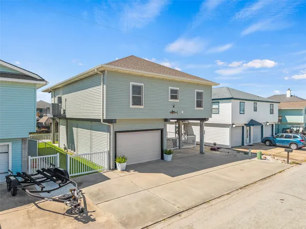 911 Bonita St, Bayou Vista, TX 77563