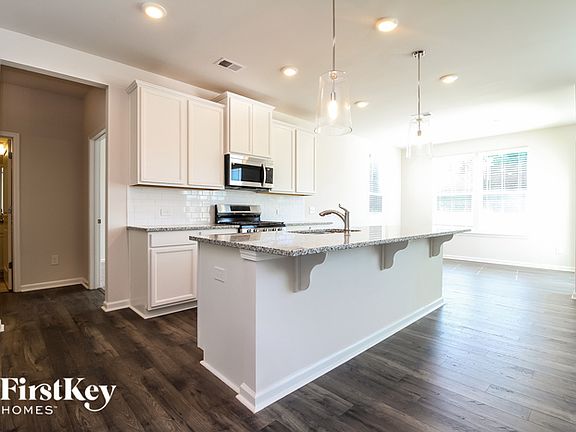 5th image of 441 Yoshino Cherry Dr