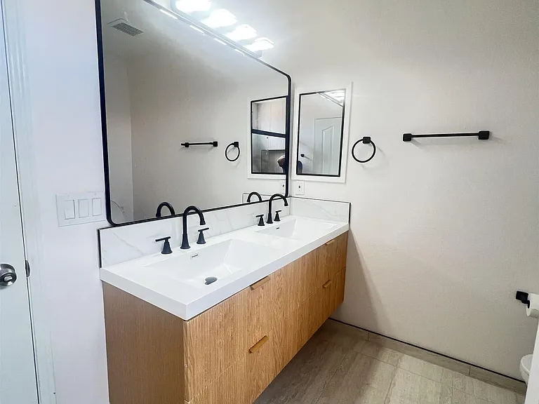 524 Reisling Ter — Photo 12