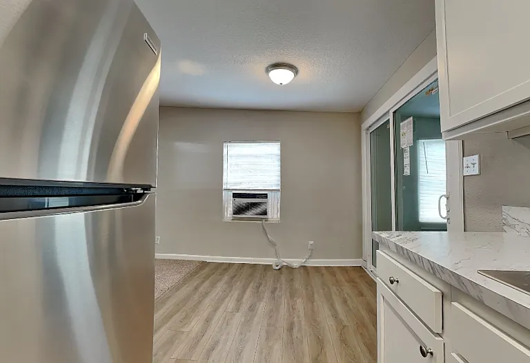 5306 Paris Ave — Photo 4