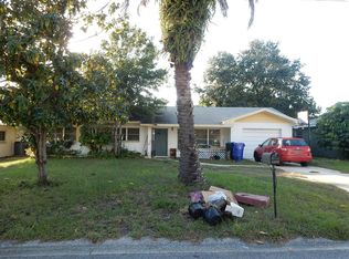 656 Manor Dr W, Dunedin, FL 34698
