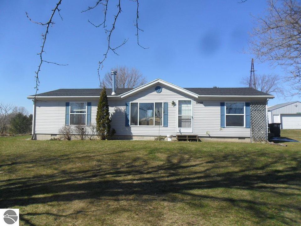 1st image of 19607 50th Ave