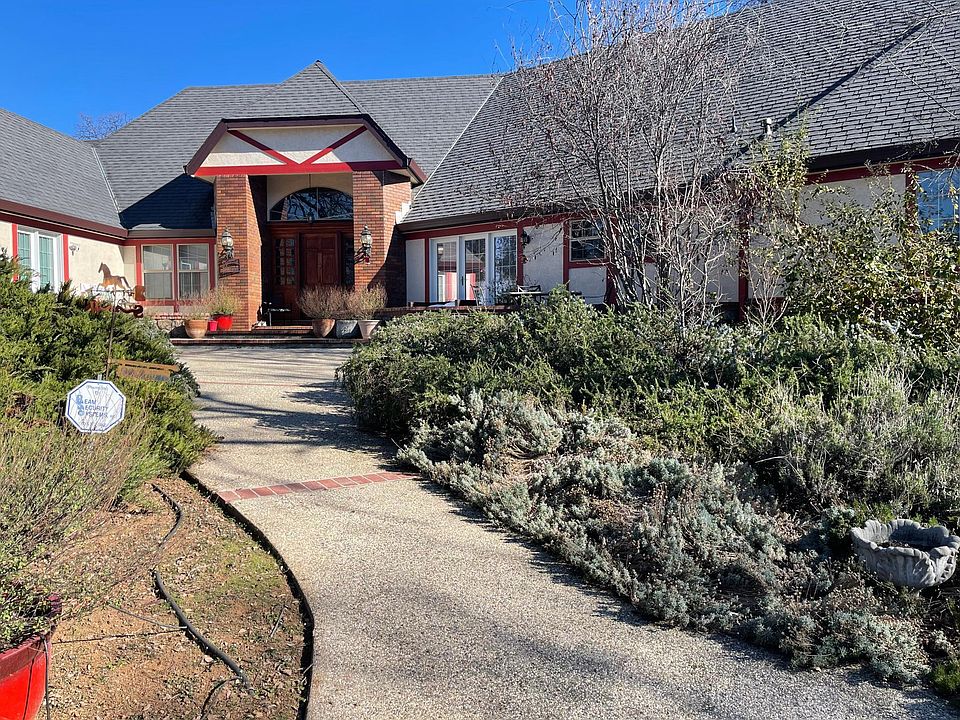 Front walkway