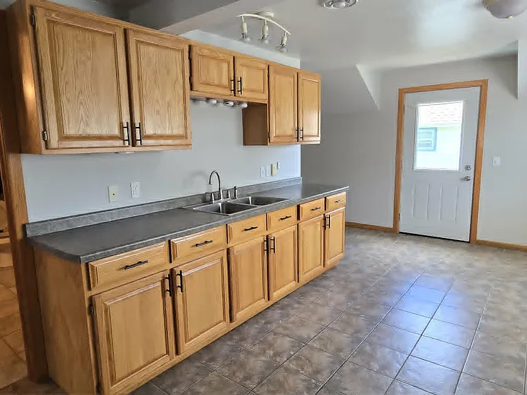 818 Main St #2 — Photo 7