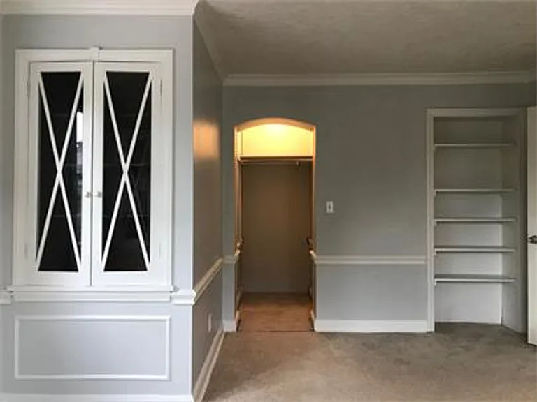 5739 Walnut St #2 — Photo 20