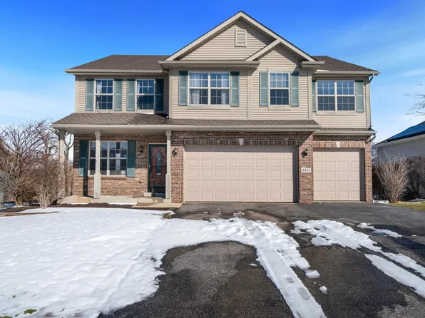 8451 Mitchell Rd, Machesney Park, IL 61115