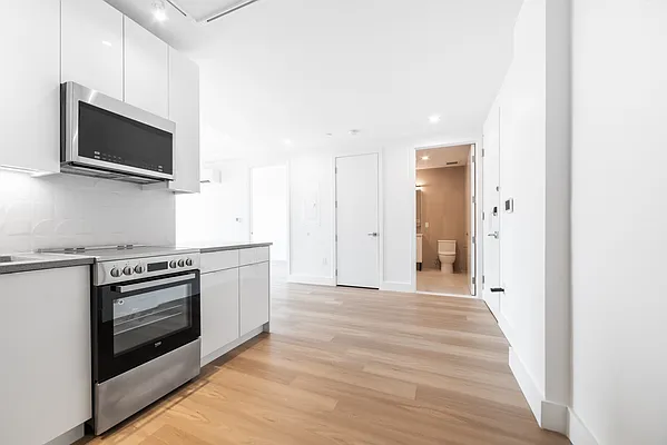 Rented by Key City Capital Inc | media 61