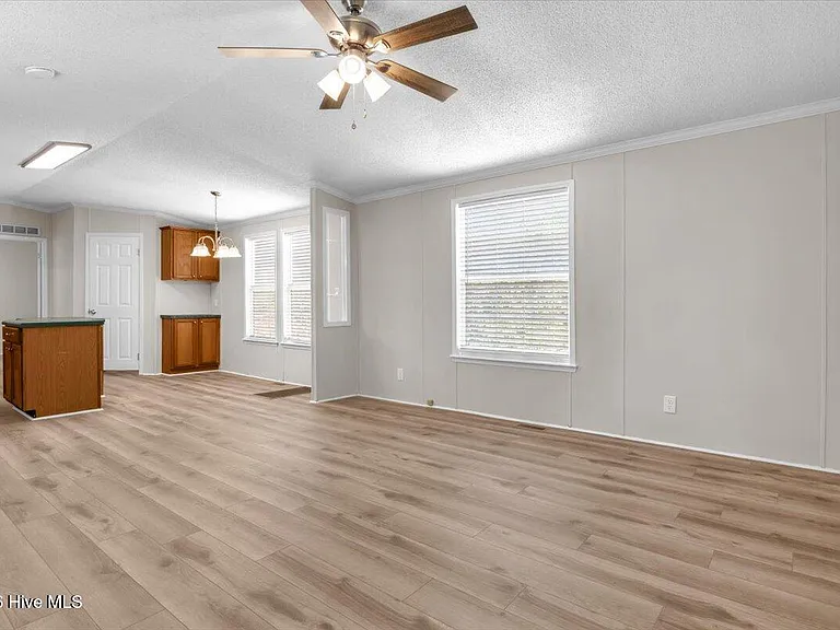 112 Coot Davis Rd — Photo 4