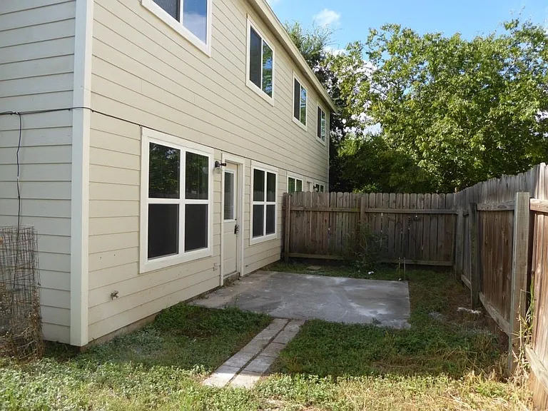 9102 Sanger Dr #A — Photo 18