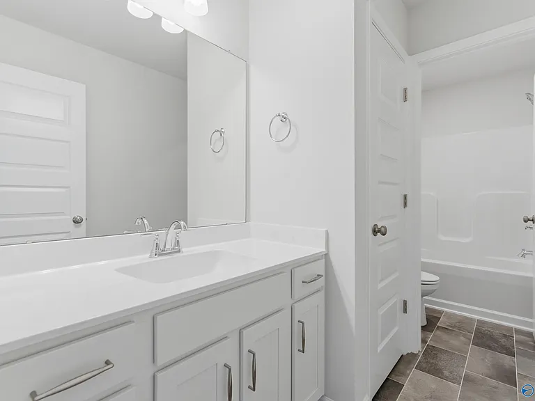 113 Saddle St — Photo 16