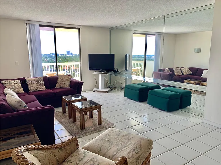 1500 S Ocean Dr #17E — Photo 13