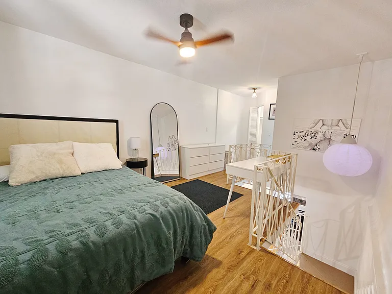 421 NE 68th St #7 — Photo 5