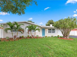 3513 Beach Dr SE, Saint Petersburg, FL 33705