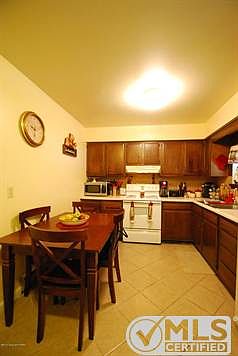 Eat in Kitchen