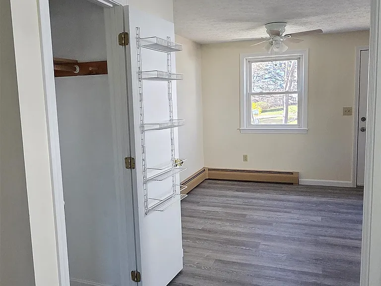 35 Westland Ave — Photo 4