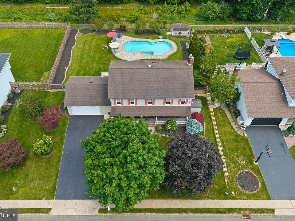 1st image of 93 Peter Rafferty Dr