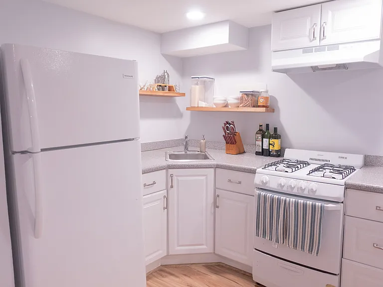 2325 N Decatur Rd #2 — Photo 6
