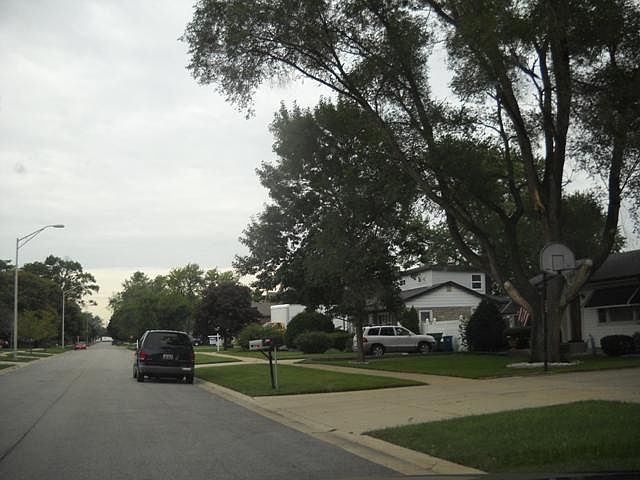 2nd image of 7843 S Christiana Ave