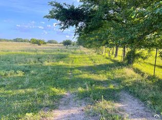 1379 Pawnee Rd, Pomona, KS 66076