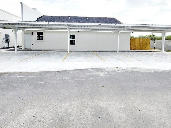 3rd image of 3409 Frio Ave #2