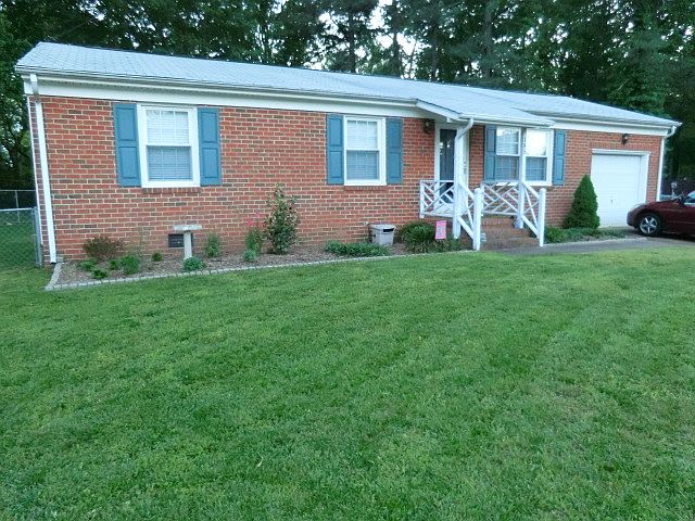 1st image of 185 Mark Twain Dr
