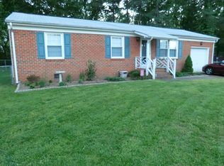 185 Mark Twain Dr, Newport News, VA 23602