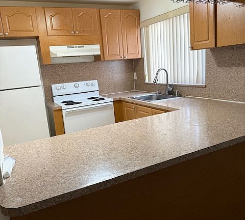 5th image of 401 NW 109th Ave APT 1