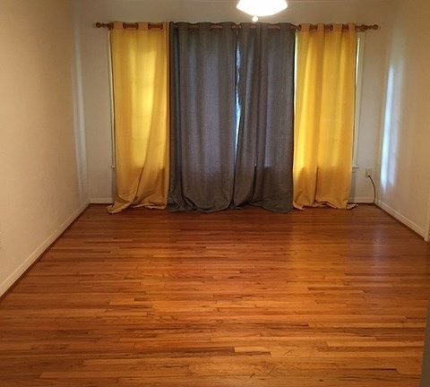 4th image of 3812 Parkwood St