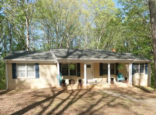332 Timbercreek Dr, Farmville, VA 23901