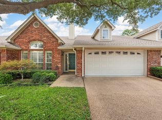 95 Village Cir, Waco, TX 76710