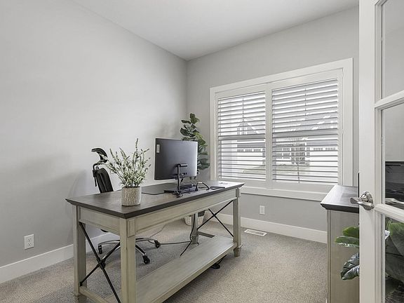 5th image of 1533 Eagleshore Ct